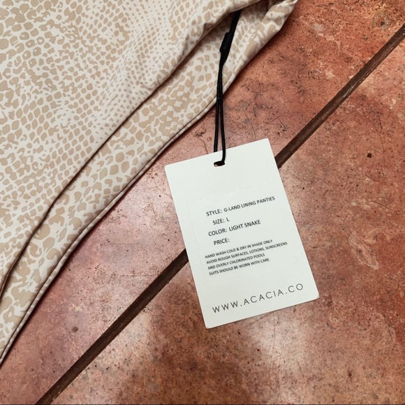 Acacia light snake g land bottom - Picture 4 of 4